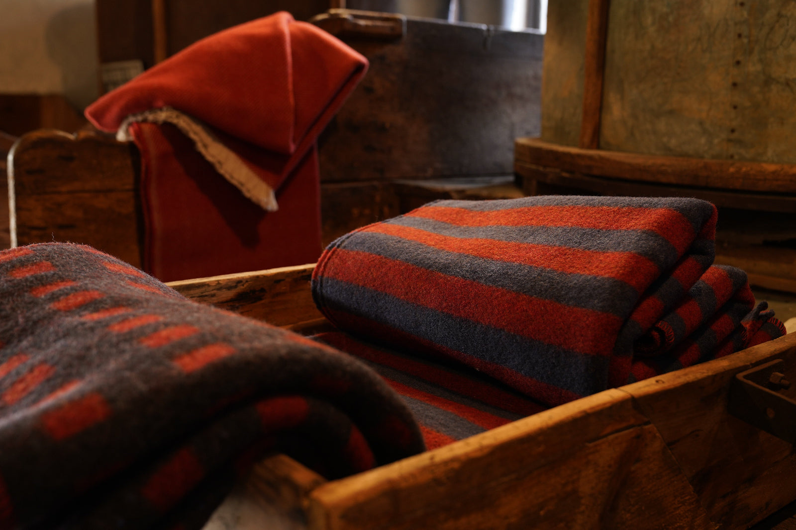 COPERTE LANA VERGINE MERINO